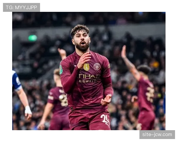 曼城卫线人员配置紧张 格瓦迪奥尔腿部骨折恢复期未定增加战术风险